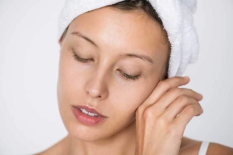 See the Secrets to the Perfect Sauna Routine for Clear, Bright, Glowing Skin